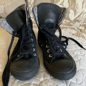 Black Leather/Suede Converse